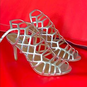 Steve Madden heel size 9